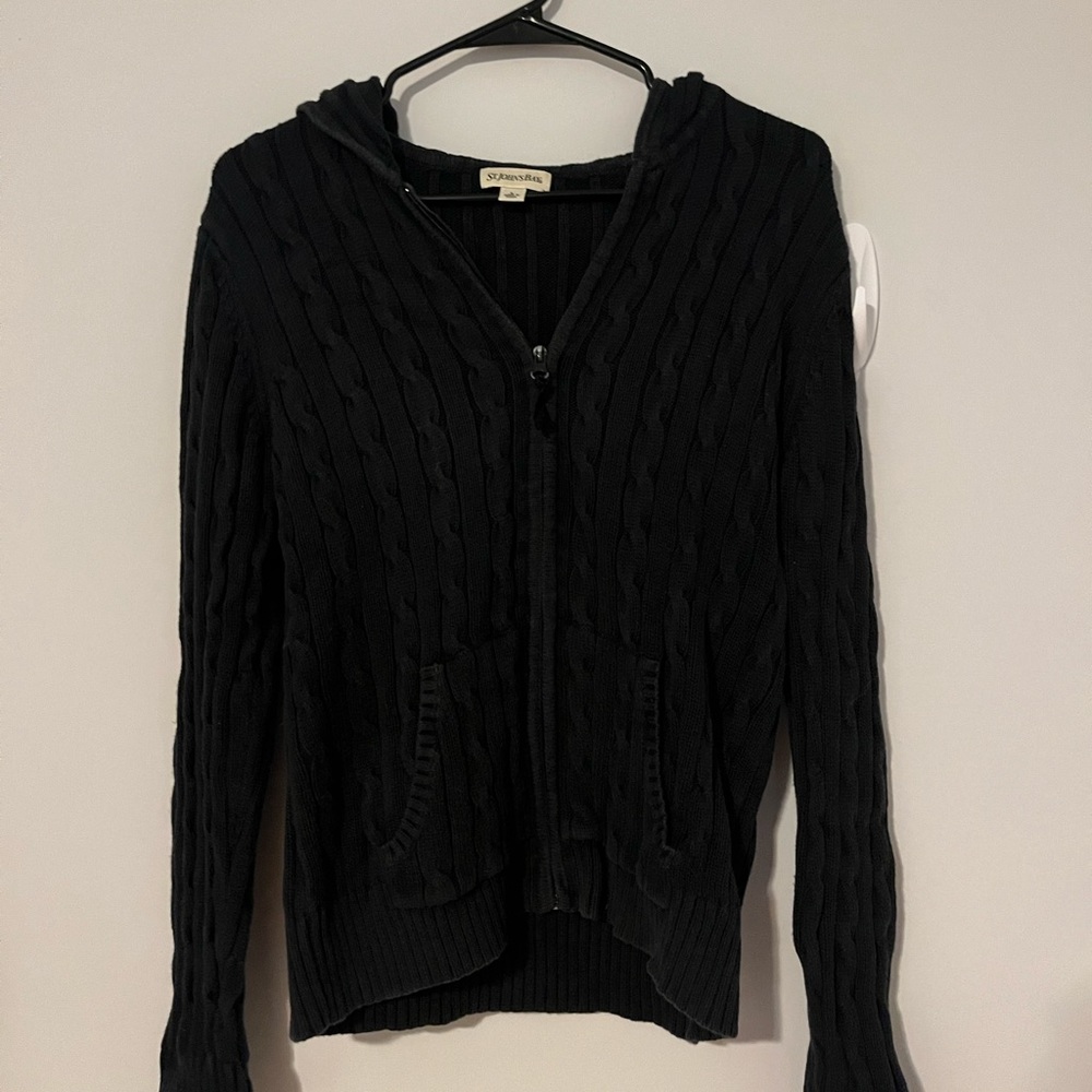 Knit full zip sweater!